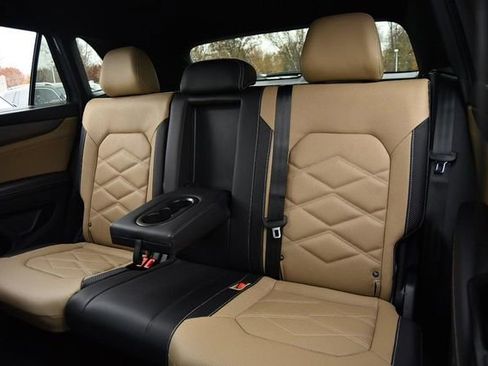 New 2026 Volkswagen Atlas Cross Sport SE image 22