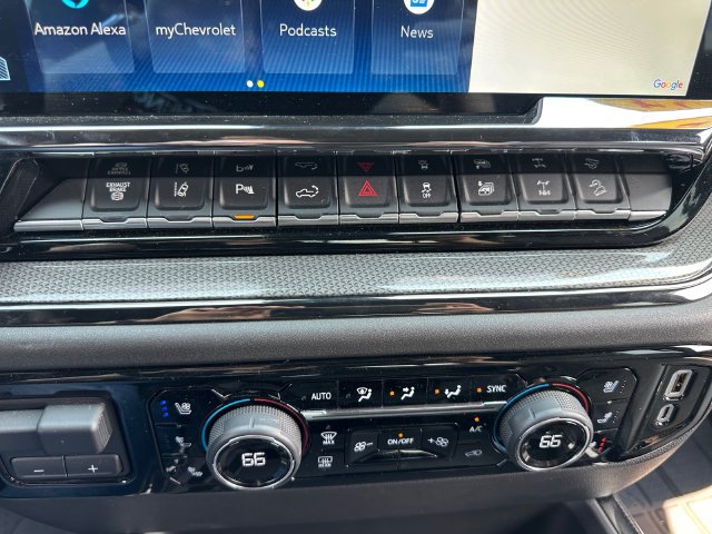 Used 2024 Chevrolet Silverado 2500 ZR2 w/ Technology Package AWD/4WD image 48