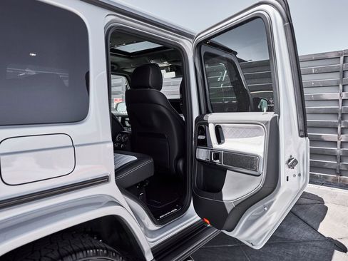 Used 2026 Mercedes-Benz G 63 AMG 4MATIC image 27
