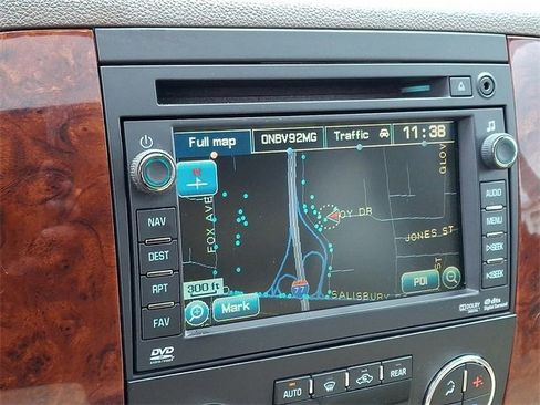 Used 2011 Chevrolet Suburban LTZ image 17