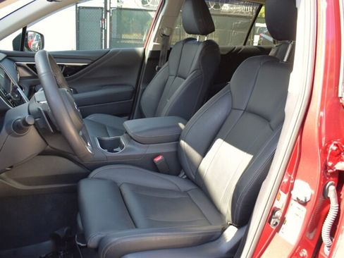 Used 2024 Subaru Outback Touring AWD/4WD image 11