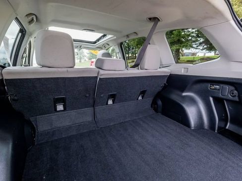 Used 2017 Subaru Forester 2.5i Premium w/ All-Weather Package AWD/4WD image 10