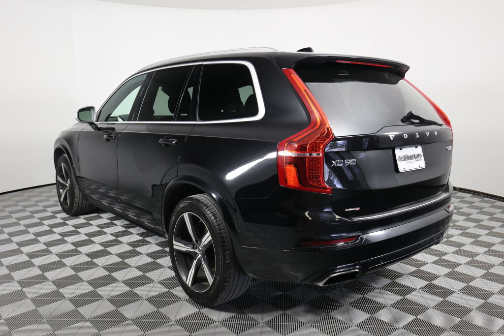 Used 2016 Volvo XC90 T6 R-Design w/ Vision Package AWD/4WD image 4