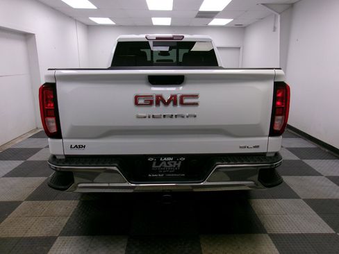 Certified 2023 GMC Sierra 1500 SLE w/ Preferred Package image 13