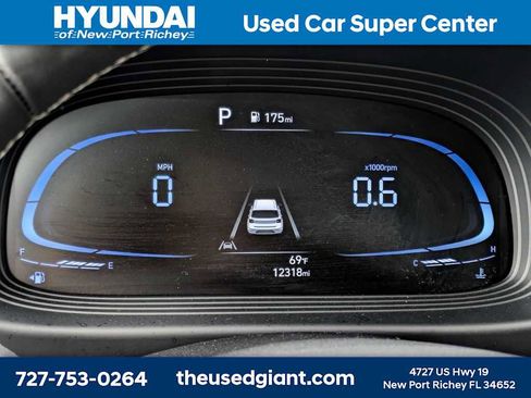 Certified 2023 Hyundai Venue SEL FWD image 29