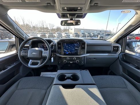 Used 2024 Ford F150 XLT image 3