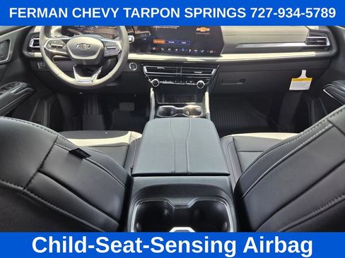 New 2026 Chevrolet Traverse LT w/ Midnight/Sport Edition FWD image 17