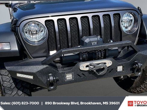Used 2022 Jeep Wrangler Sport AWD/4WD image 22