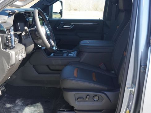 New 2026 GMC Sierra 2500 AT4 w/ AT4 Premium Plus Package image 27