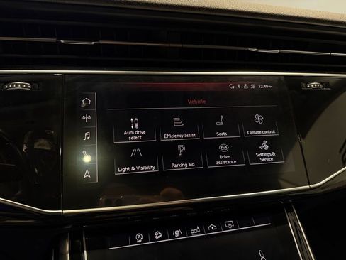 Used 2019 Audi Q8 Premium Plus w/ Premium Plus image 33