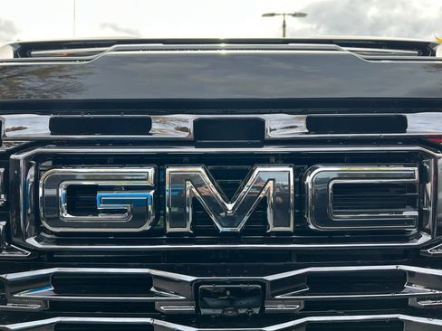 New 2025 GMC Sierra 2500 Denali Ultimate w/ Max Trailering Package image 31