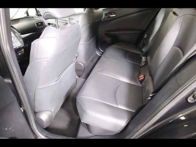 Used 2022 Toyota Prius Limited FWD image 20
