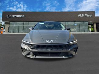 New 2026 Hyundai Elantra SE FWD video 2