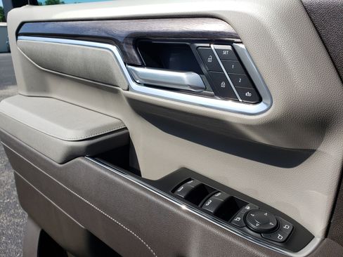 New 2026 Chevrolet Silverado 1500 LTZ AWD/4WD image 11