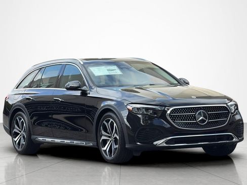 New 2026 Mercedes-Benz E 450 4MATIC All-Terrain Wagon image 7