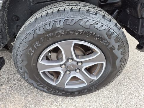 Used 2021 Jeep Wrangler Unlimited Sport AWD/4WD image 29