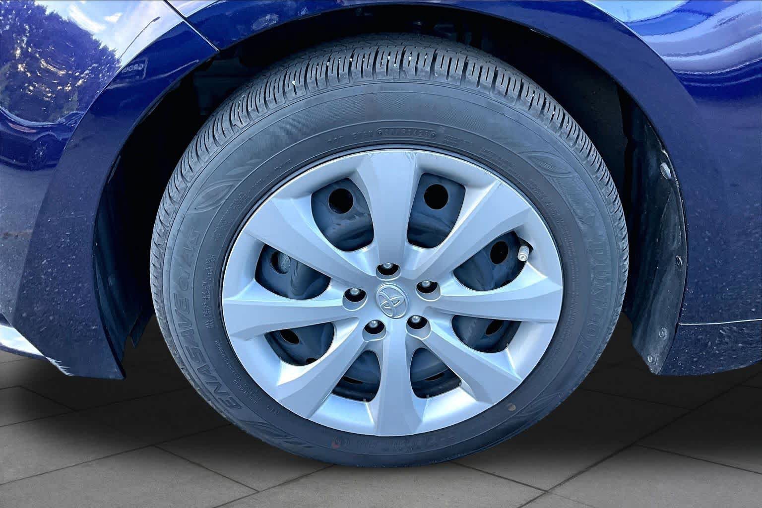Certified 2024 Toyota Corolla LE FWD image 11