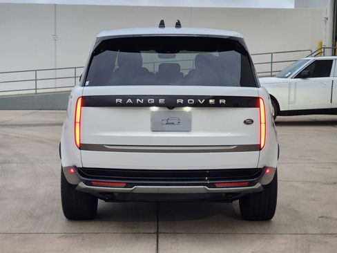 Certified 2023 Land Rover Range Rover Long Wheelbase SE image 6