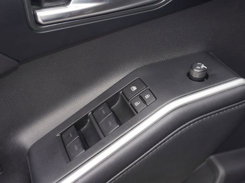 Certified 2024 Toyota Highlander XLE AWD/4WD image 17