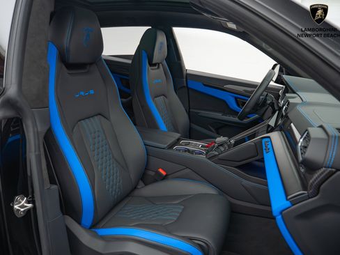 Used 2024 Lamborghini Urus S image 23