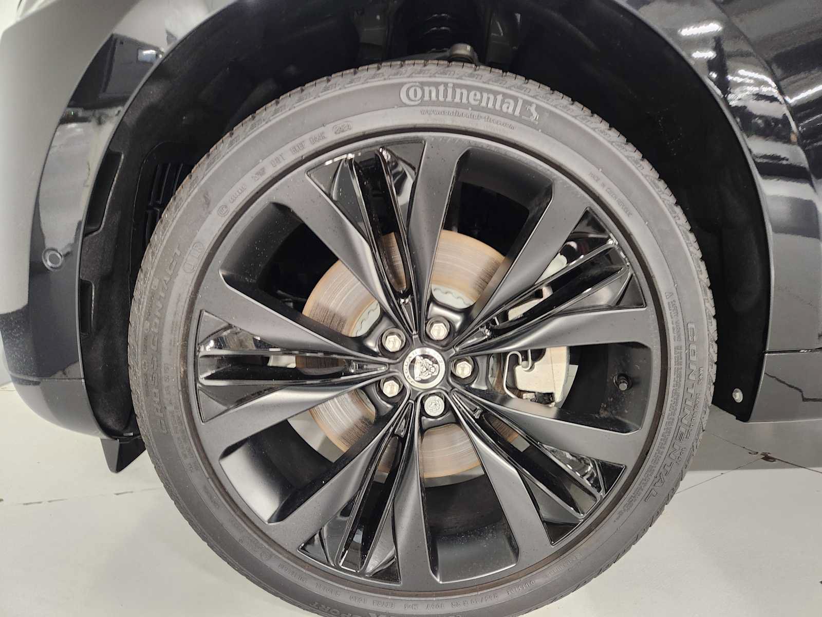 New 2026 Jaguar F-PACE R-Dynamic S AWD/4WD image 8