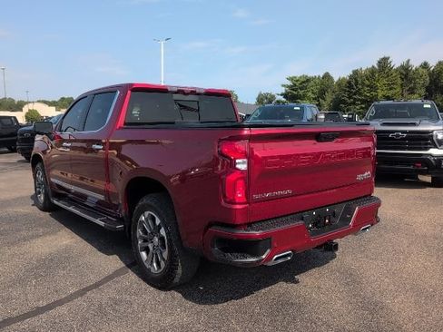 Used 2024 Chevrolet Silverado 1500 High Country w/ Technology Package AWD/4WD image 5