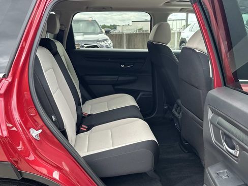 Used 2025 Honda CR-V EX image 21