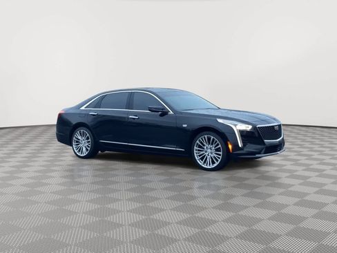 Used 2020 Cadillac CT6 Premium Luxury image 2