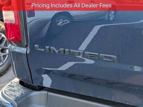 Used 2022 RAM 1500 Limited AWD/4WD image 10
