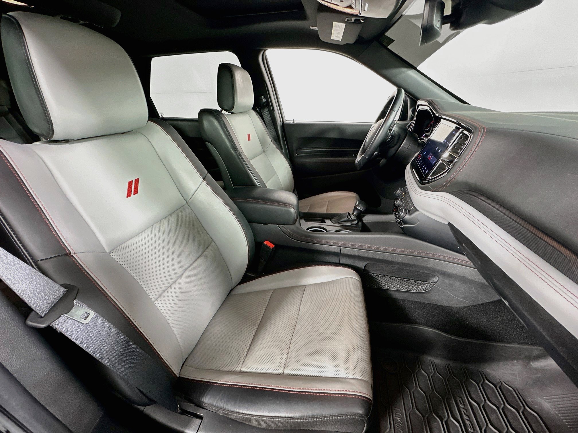 Used 2023 Dodge Durango GT AWD/4WD image 30