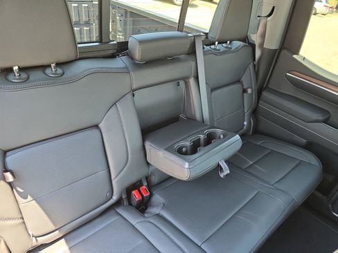 Used 2026 GMC Sierra 1500 Denali AWD/4WD image 11