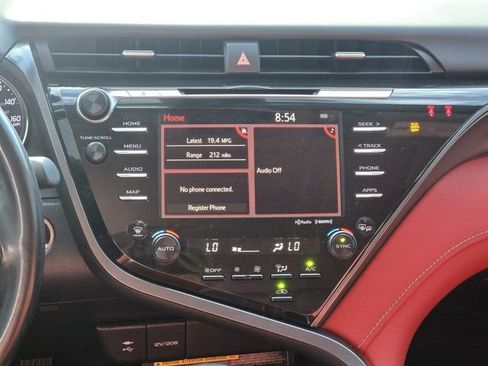 Used 2019 Toyota Camry XSE FWD image 16