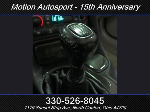 Used 2004 Chevrolet Corvette Coupe w/ Preferred Equipment Group RWD image 26