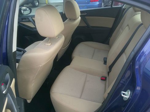 Used 2012 MAZDA MAZDA3 i Touring image 10