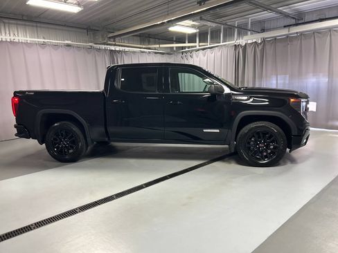 Used 2024 GMC Sierra 1500 Elevation AWD/4WD image 8