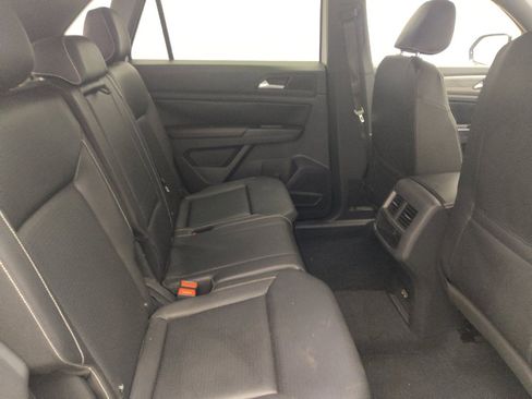 Used 2020 Volkswagen Atlas Cross Sport SE FWD image 19