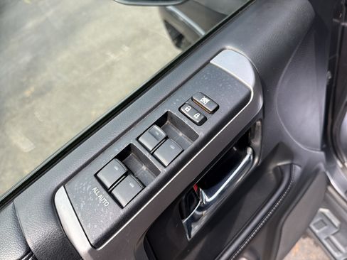 Used 2016 Toyota 4Runner SR5 Premium AWD/4WD image 15