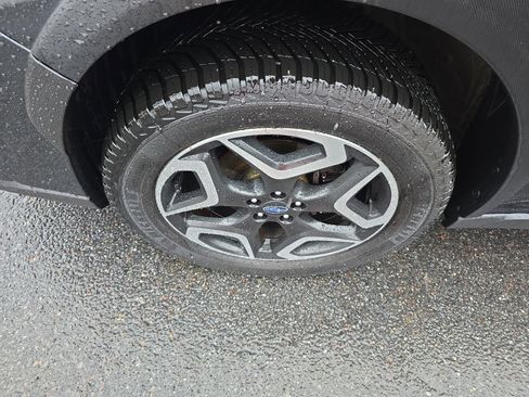 Used 2019 Subaru Crosstrek 2.0i Limited AWD/4WD image 11