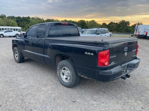 Used 2010 Dodge Dakota ST AWD/4WD image 6