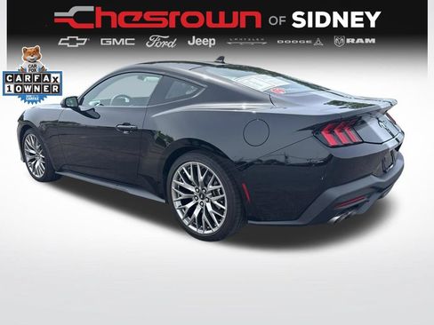 Used 2026 Ford Mustang Premium RWD image 3