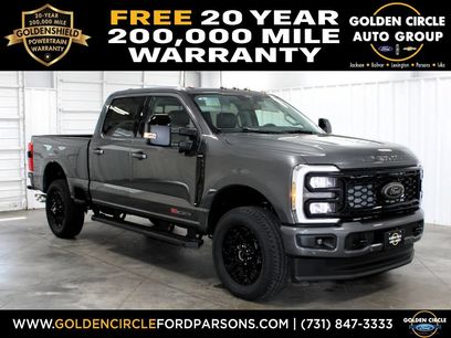 New 2026 Ford F250 Lariat w/ Black Appearance Package