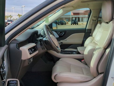 Used 2021 Lincoln Aviator Reserve w/ Equipment Group 202A image 15