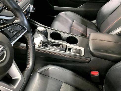 Used 2020 Nissan Altima 2.5 SR AWD/4WD image 13