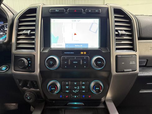 Used 2021 Ford F250 Platinum AWD/4WD image 21