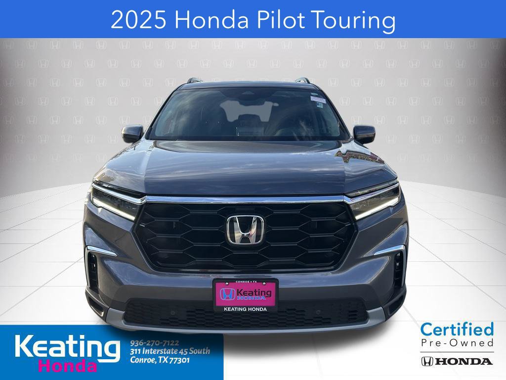 Certified 2025 Honda Pilot Touring image 2