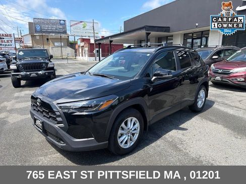 Used 2026 Toyota Corolla Cross LE w/ Moonroof Package AWD/4WD image 3