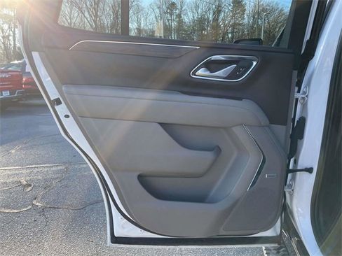 Used 2022 Chevrolet Tahoe Z71 w/ Z71 Off-Road Package image 15