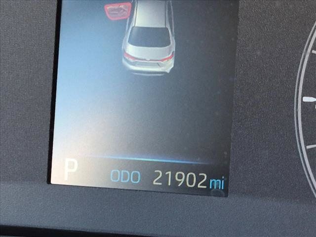 Used 2025 Toyota Corolla LE FWD image 7