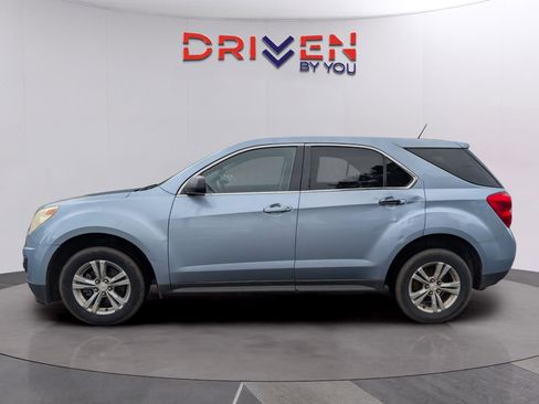 Used 2015 Chevrolet Equinox LS FWD image 2