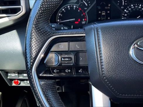 Used 2022 Toyota Tundra Limited w/ TRD Off-Road Package image 19